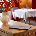 Hotel Logis Restaurant & La Rochette