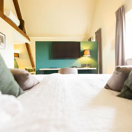 Logis Restaurant & La Rochette ホテル 3*