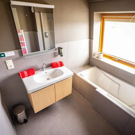 Szálloda Logis Restaurant & La Rochette 3*