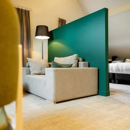 Logis Restaurant & La Rochette 3*