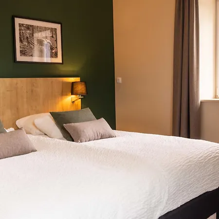 Logis Restaurant & La Rochette Szálloda