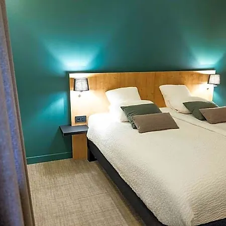 Logis Restaurant & La Rochette Hotel 3*