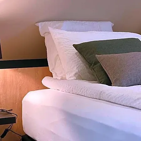 Hotel Logis Restaurant & La Rochette