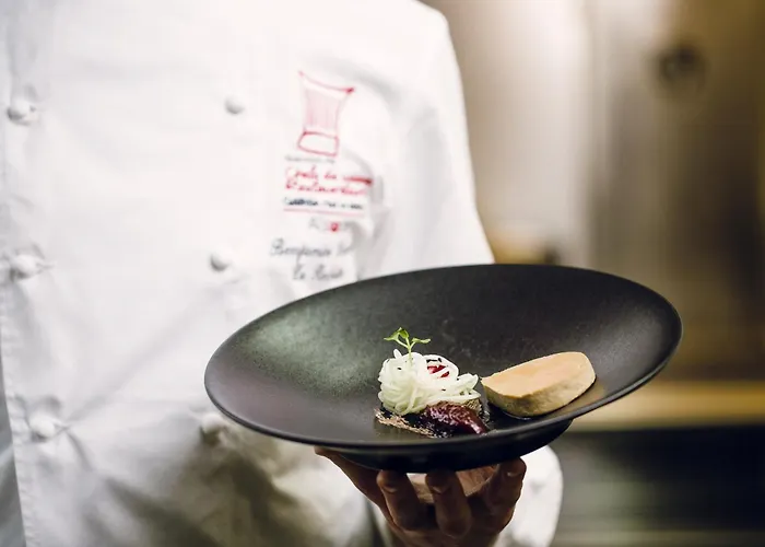 מלון Logis Restaurant & La Rochette
