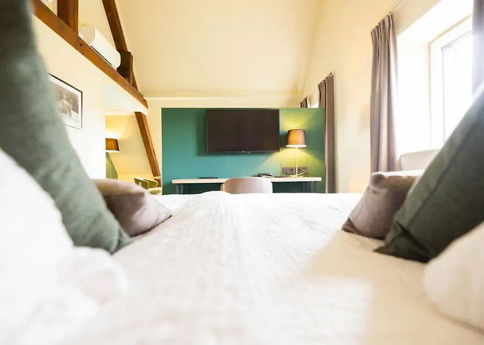 Logis Restaurant & La Rochette Hotel 3*