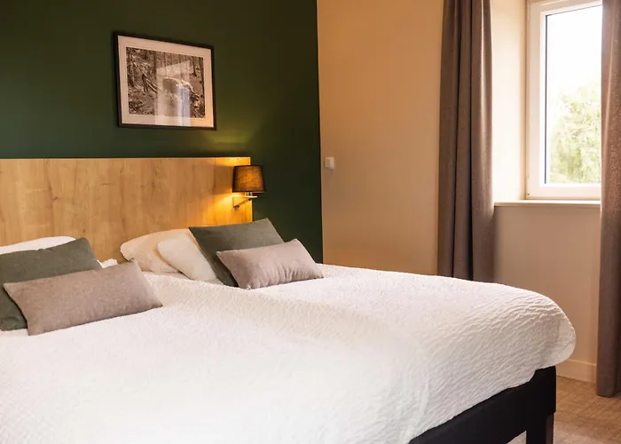 Logis Restaurant & La Rochette Hotel