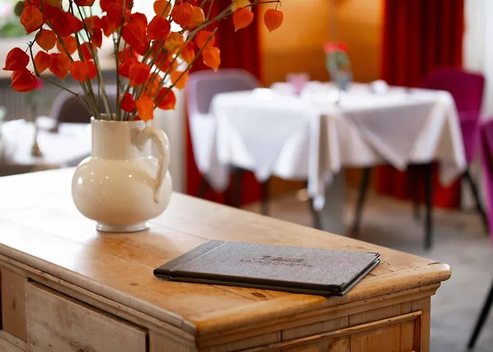מלון Logis Restaurant & La Rochette