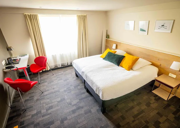 Hotel Logis Restaurant & La Rochette Labaroche